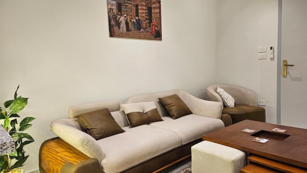 Dhb Downtown 1br 71a Apartment Cairo